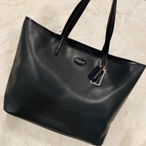 Large Coach shoulder bag